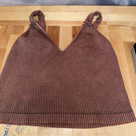 FREE PEOPLE TANK TOP M/L - Picture 6 of 9